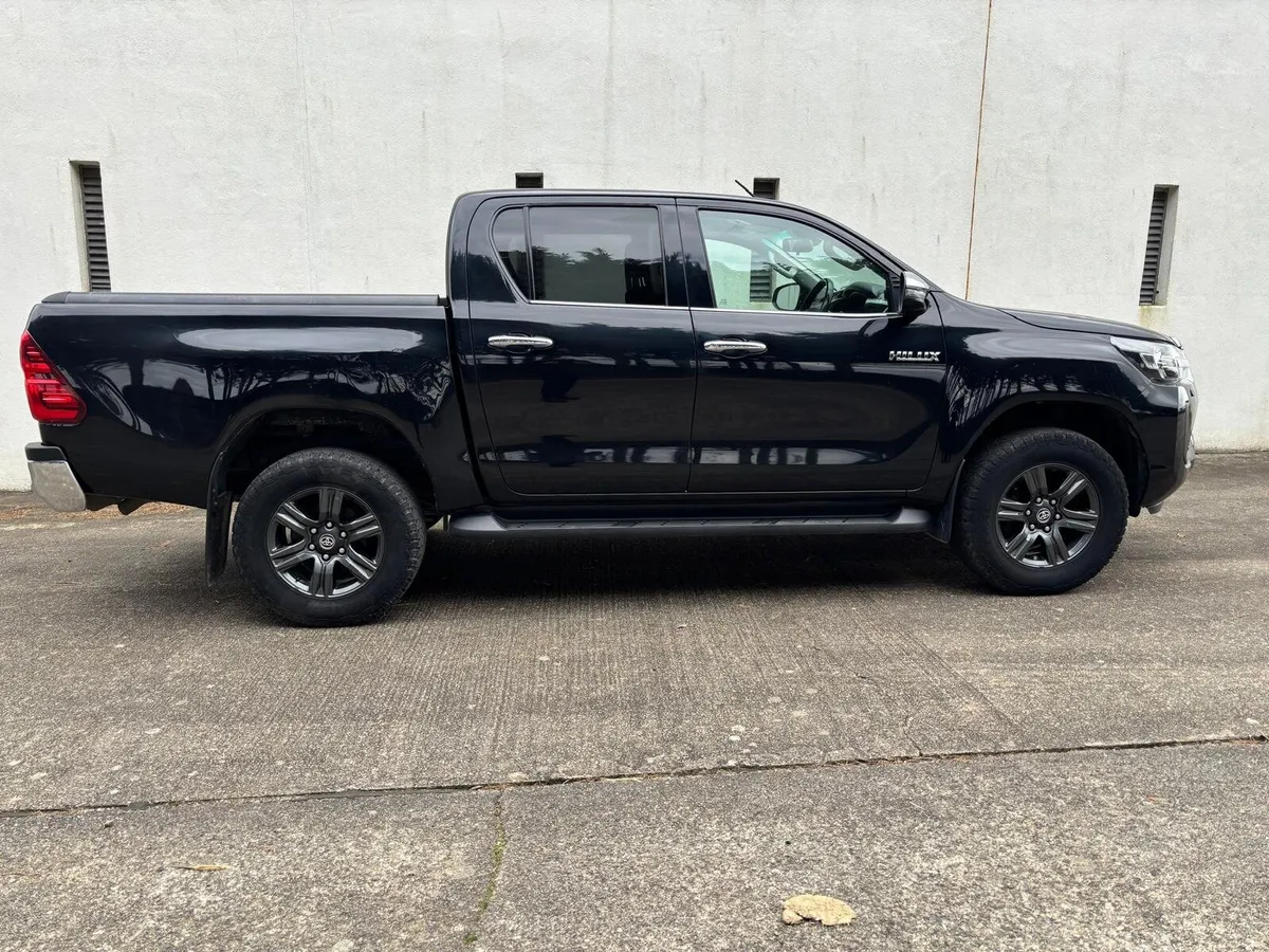 Toyota Hilux 2.4D  -4D Sr5 2021 - Image 4