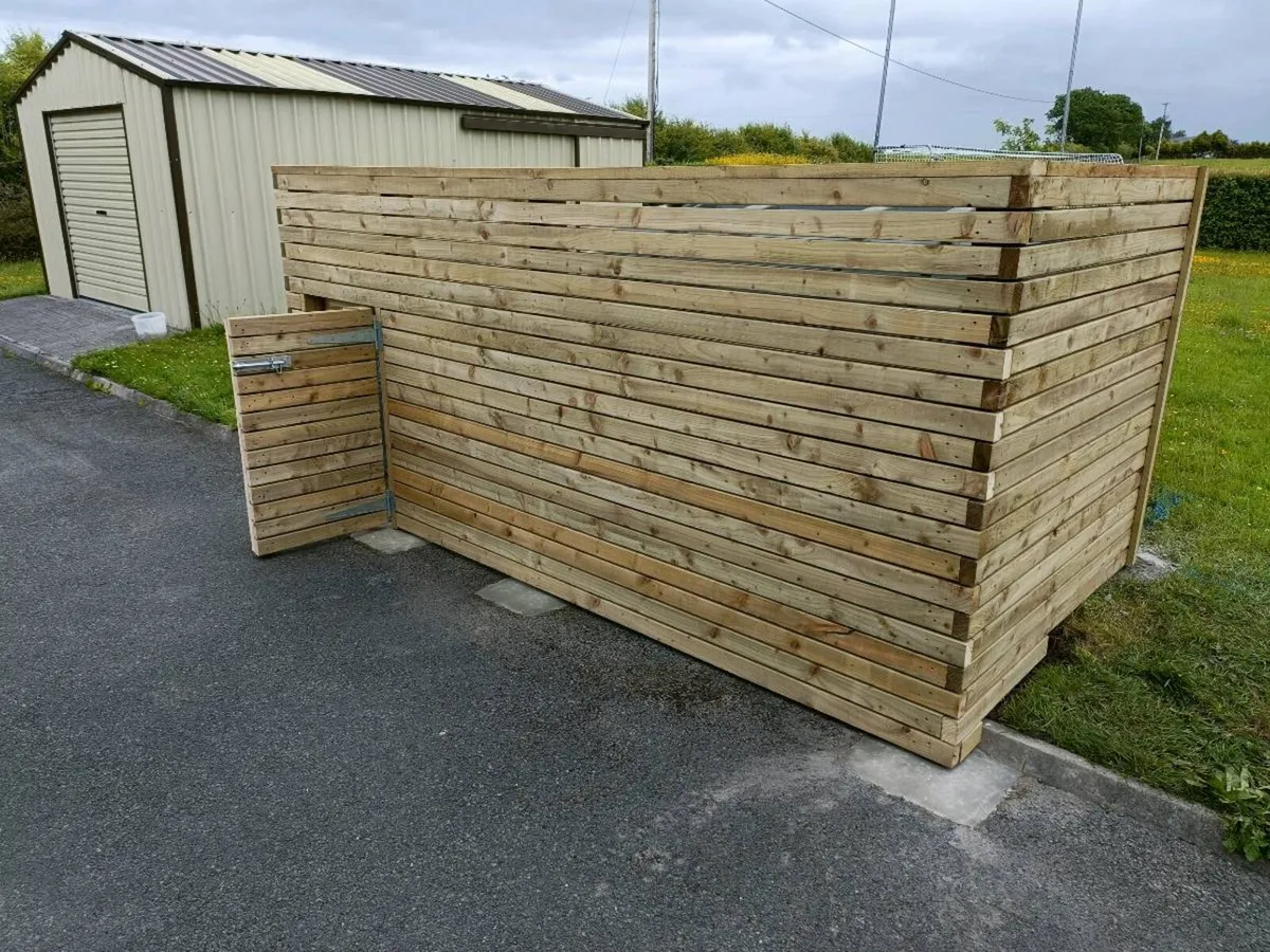 Privacy screening and fencing - Image 2