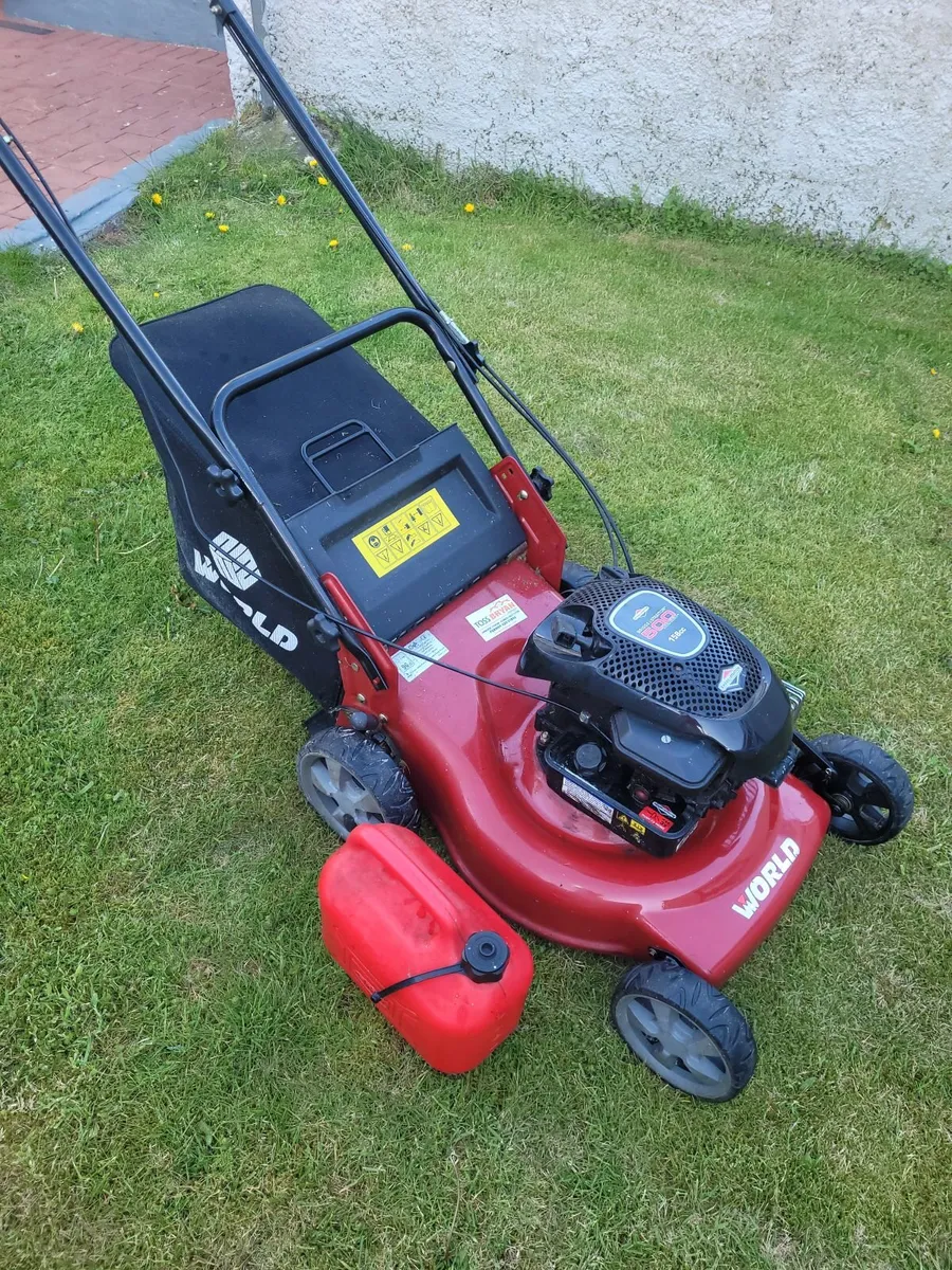Lawnmower for sale - Image 2