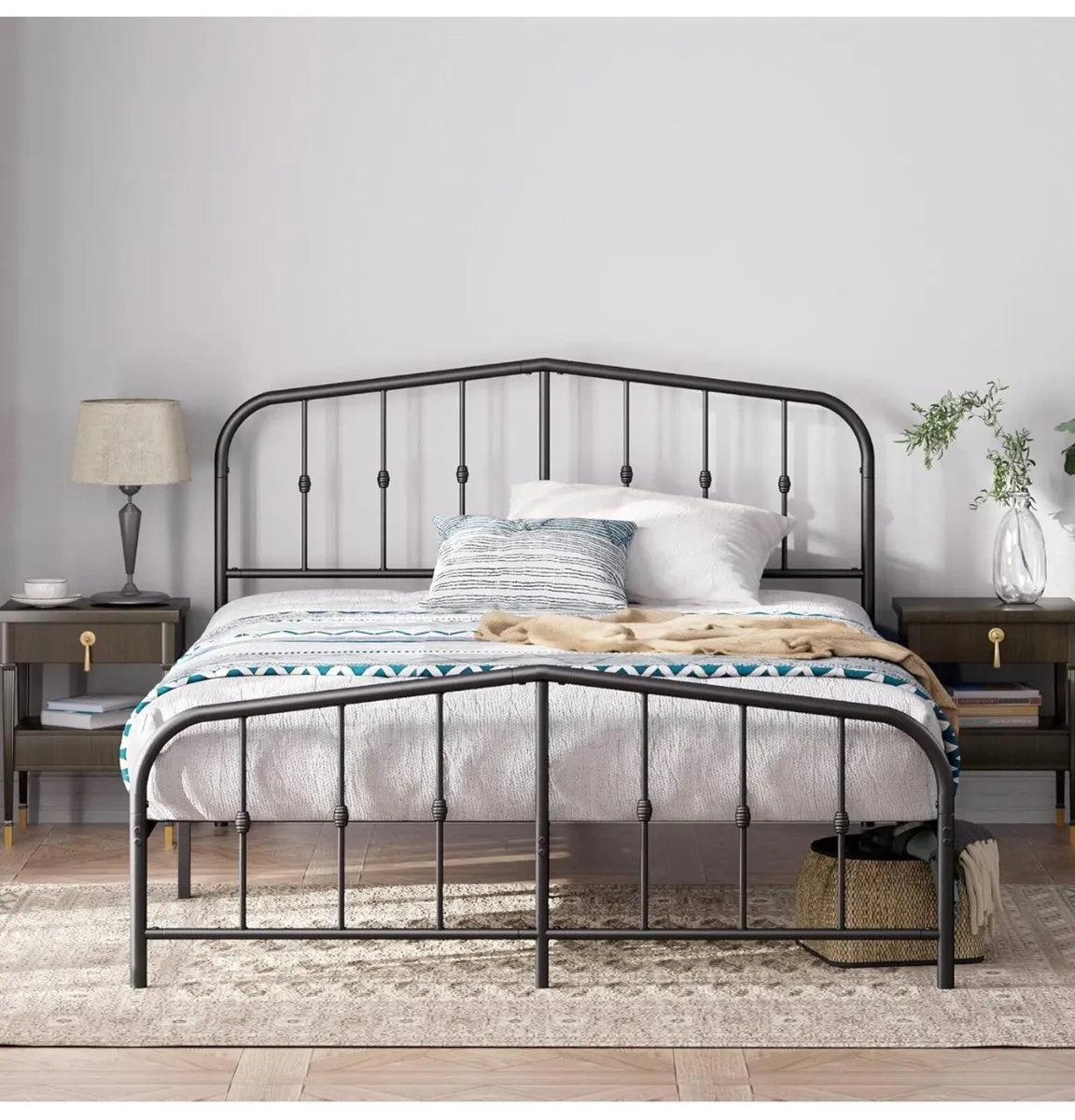 King Bed Frame with Spindle Headboard - Image 3