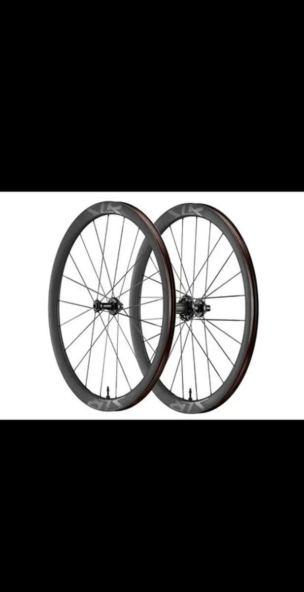 SLR 0 Carbon wheel set