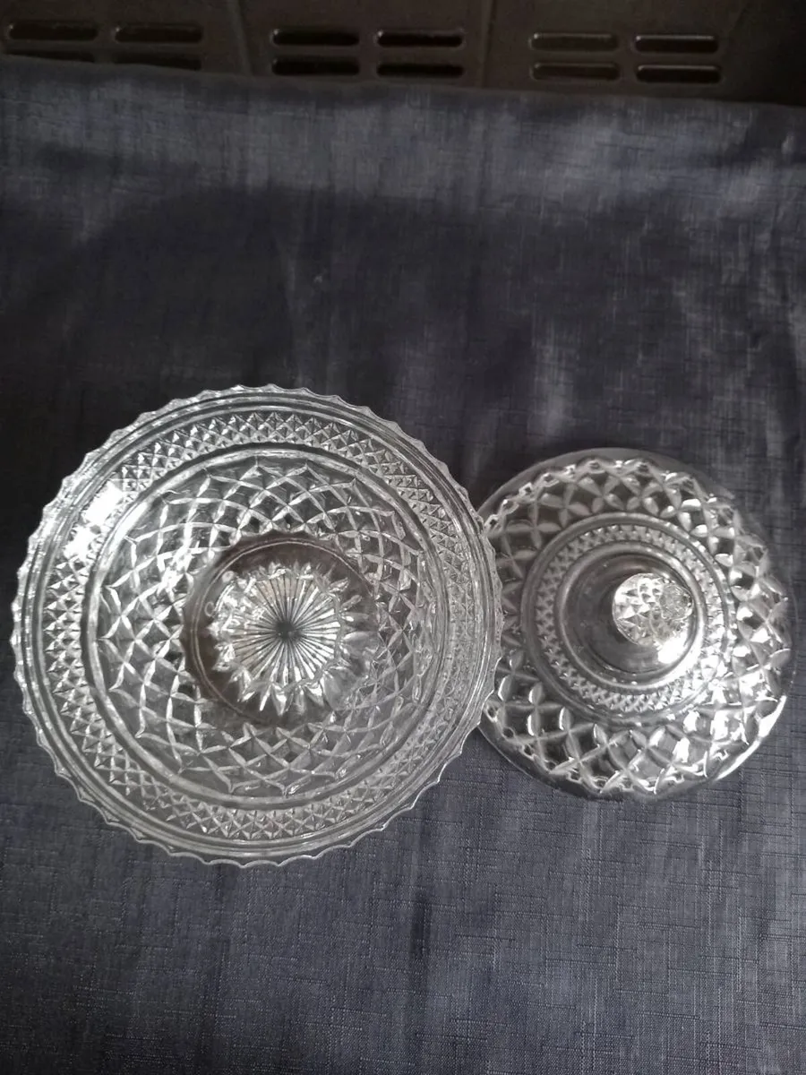 Large Wexford Glass Candy Dish With Lid - Image 3