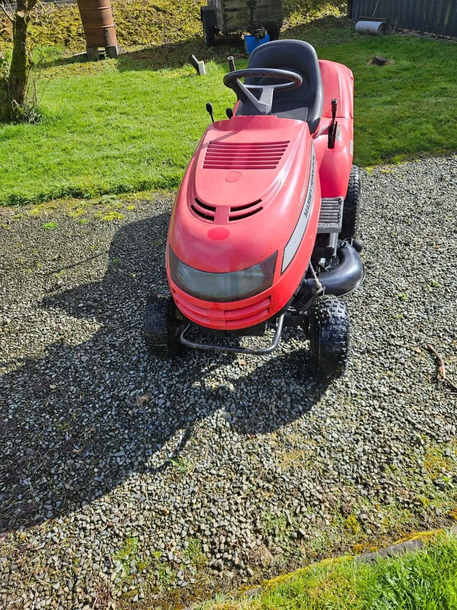 Ride on lawnmower - Image 3