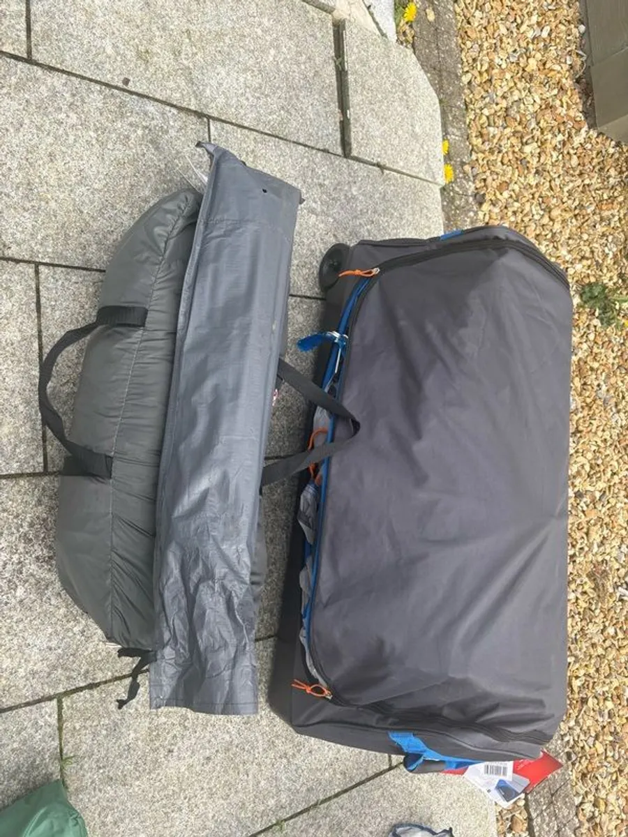 Coleman Octagon 8 Front Tent - Image 3
