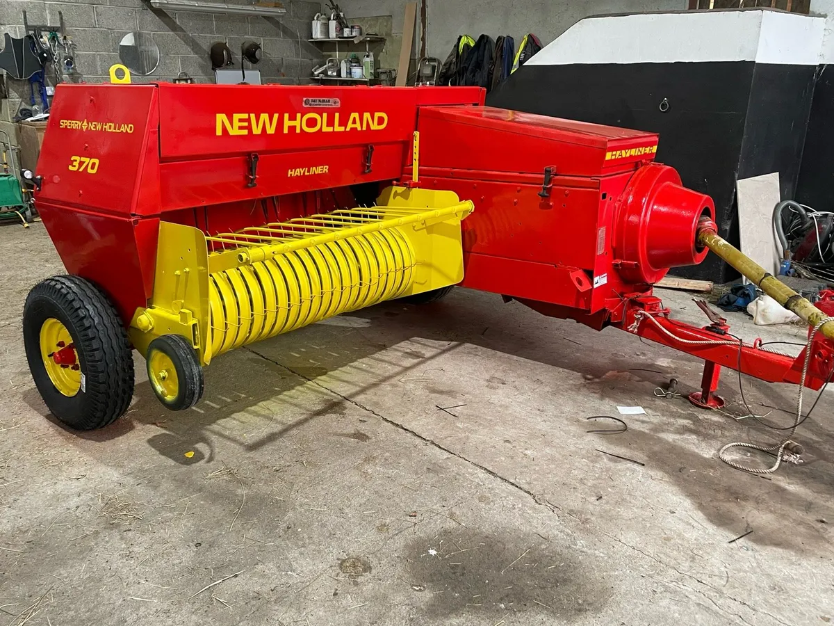 New Holland 370 - Image 1