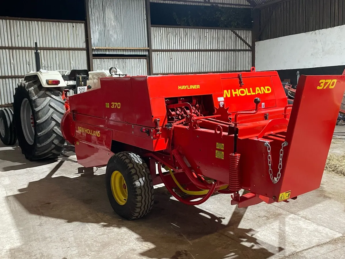 New Holland 370 - Image 3