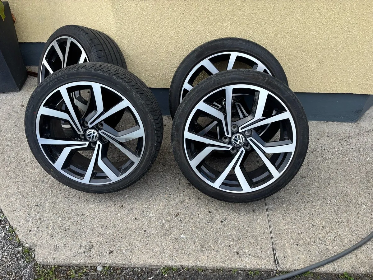 Alloys and tires - Image 3