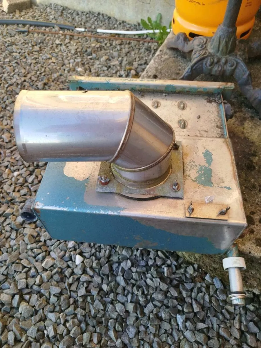 Heat exchanger from condenser oil burner - Image 2