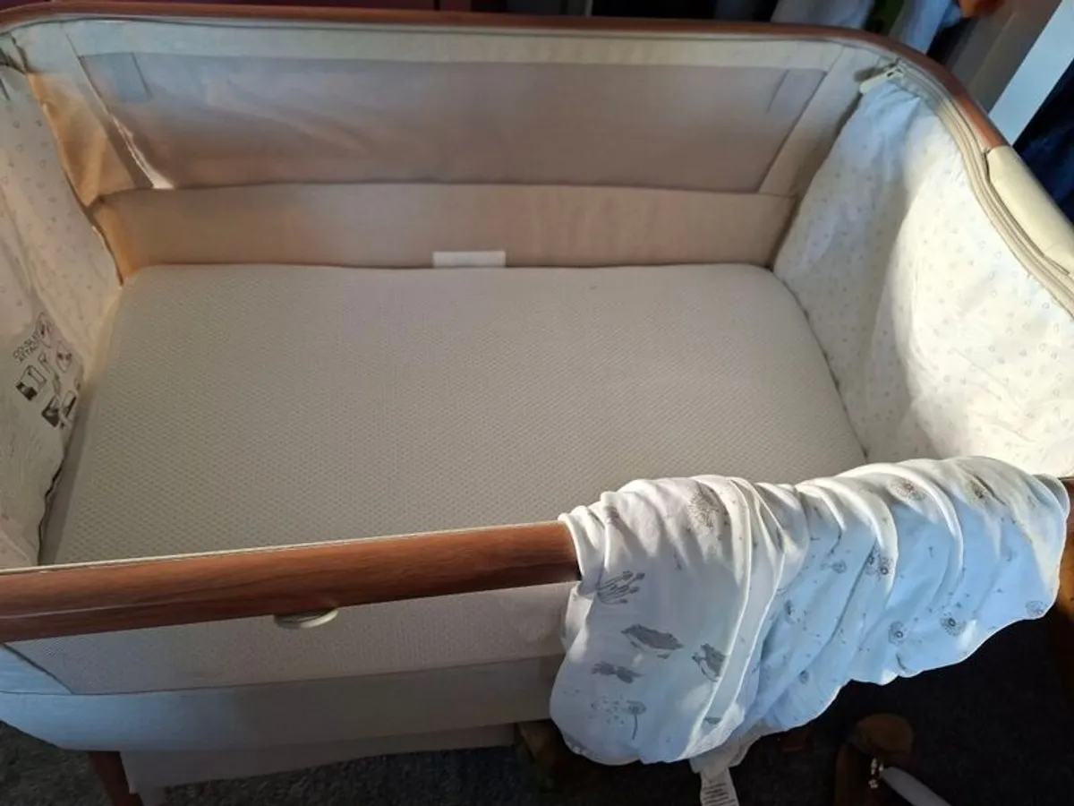 Tutti Bambini Cozee Air cot - Image 1