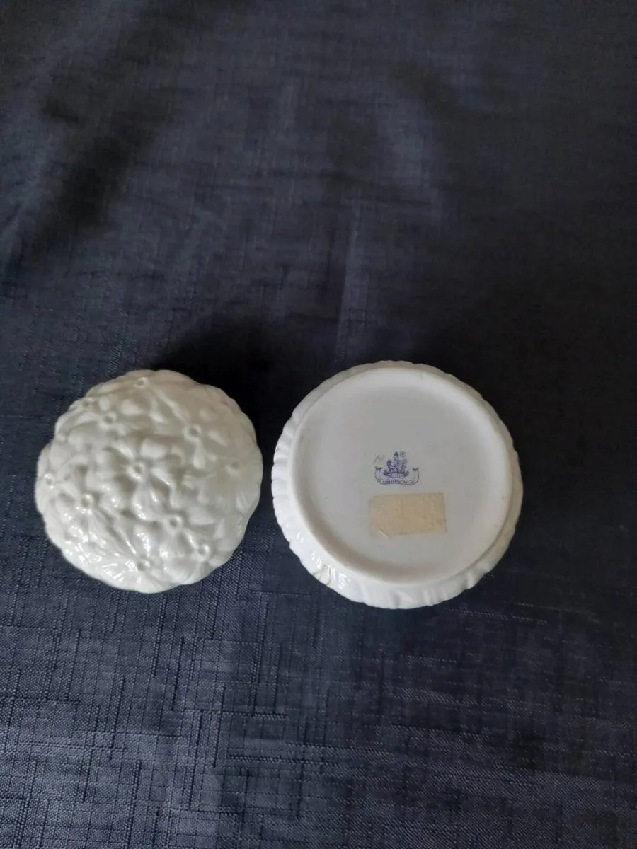 Belleek China Pot With Lid - Image 2
