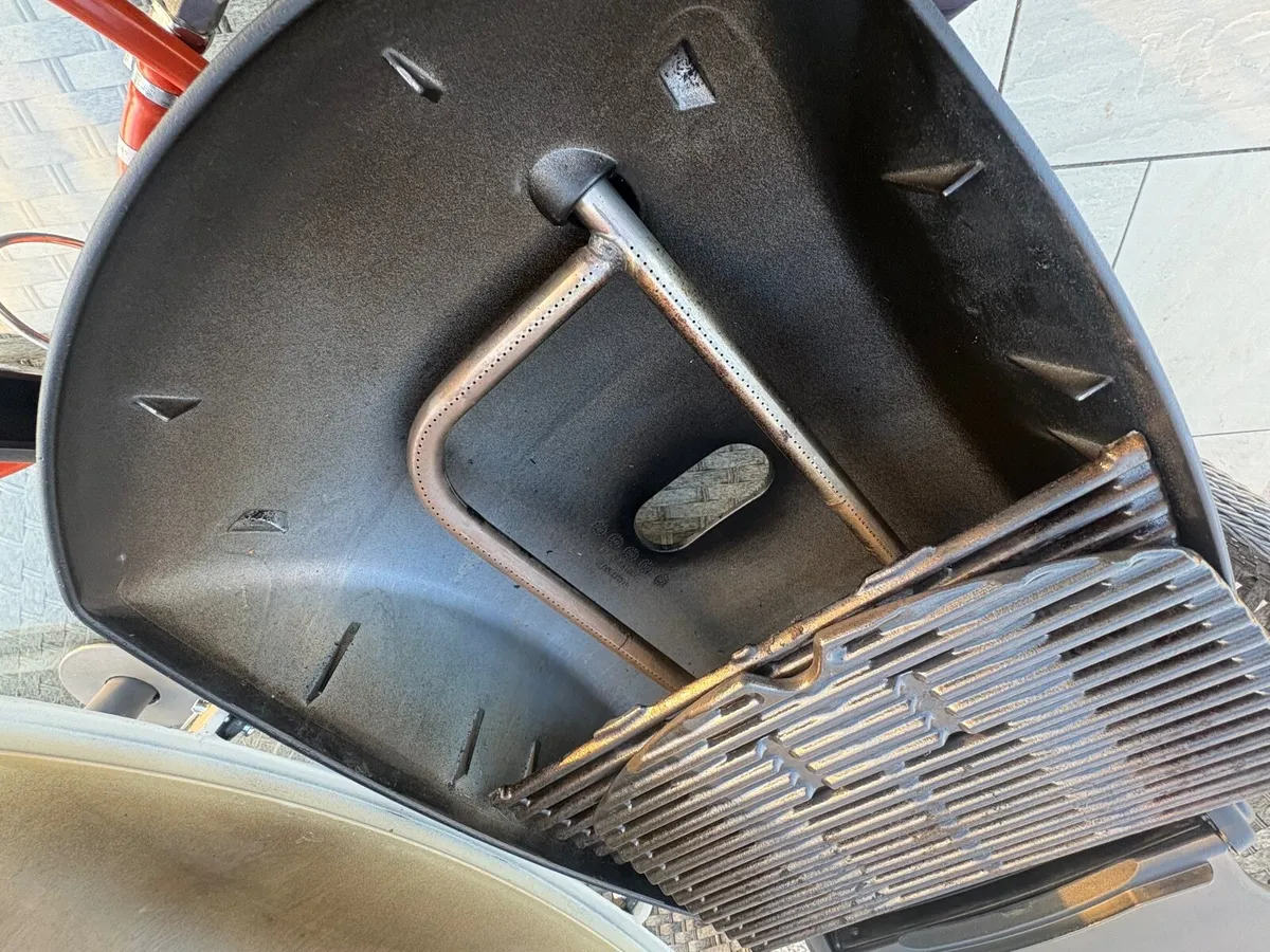 Weber tabletop BBQ - Image 2