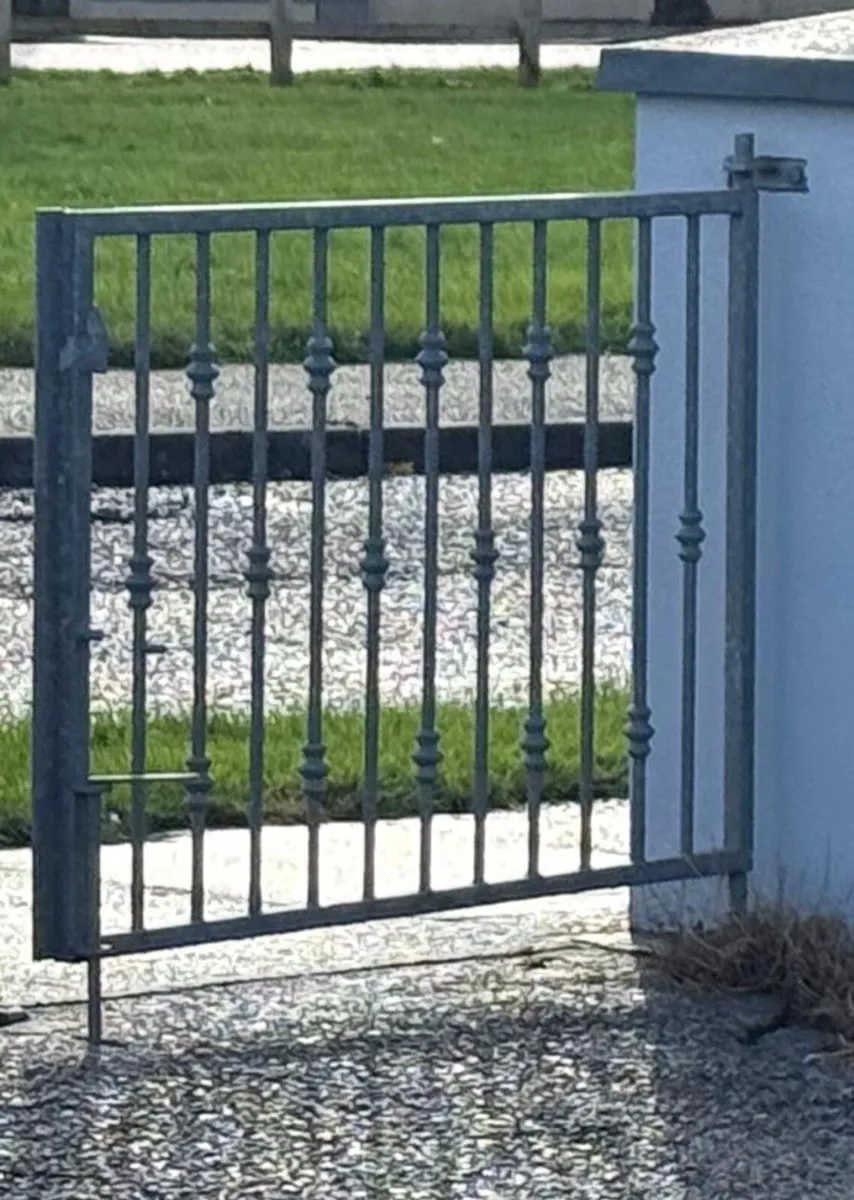 Driveway gates - Image 2