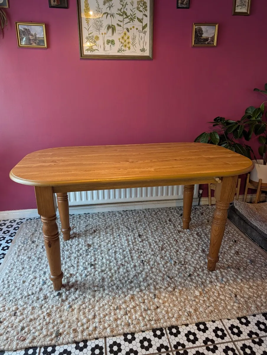 Kitchen Table and 6 Chairs €200 OR BEST OFFER - Image 4
