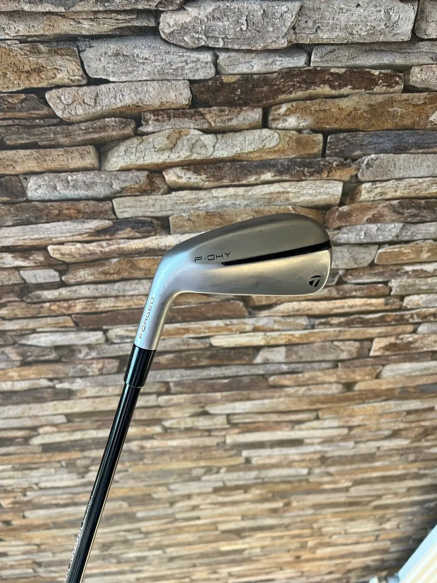 Taylormade P•DHY 2 iron - Image 1