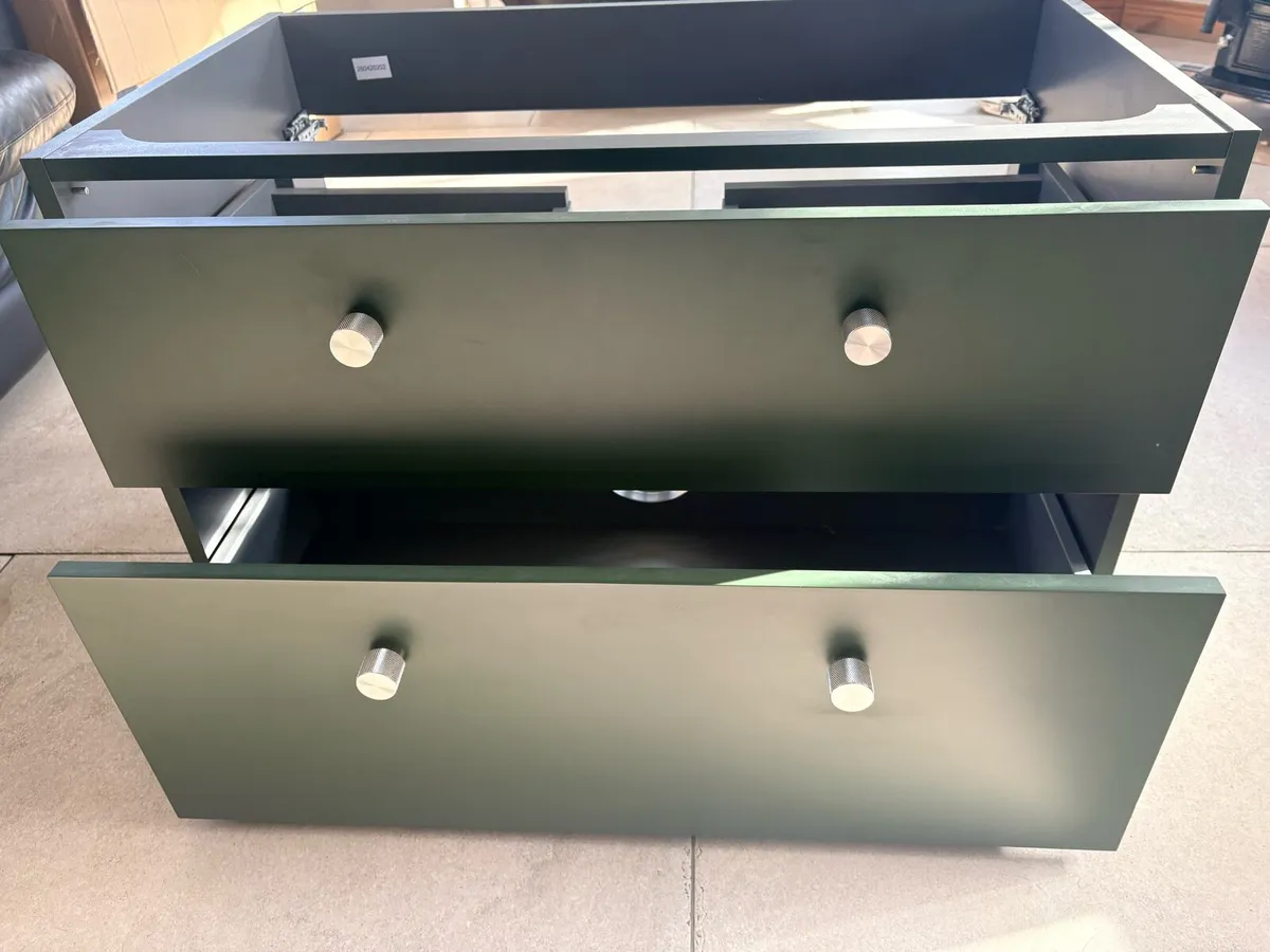 Wall mounted sink Unit - Image 2