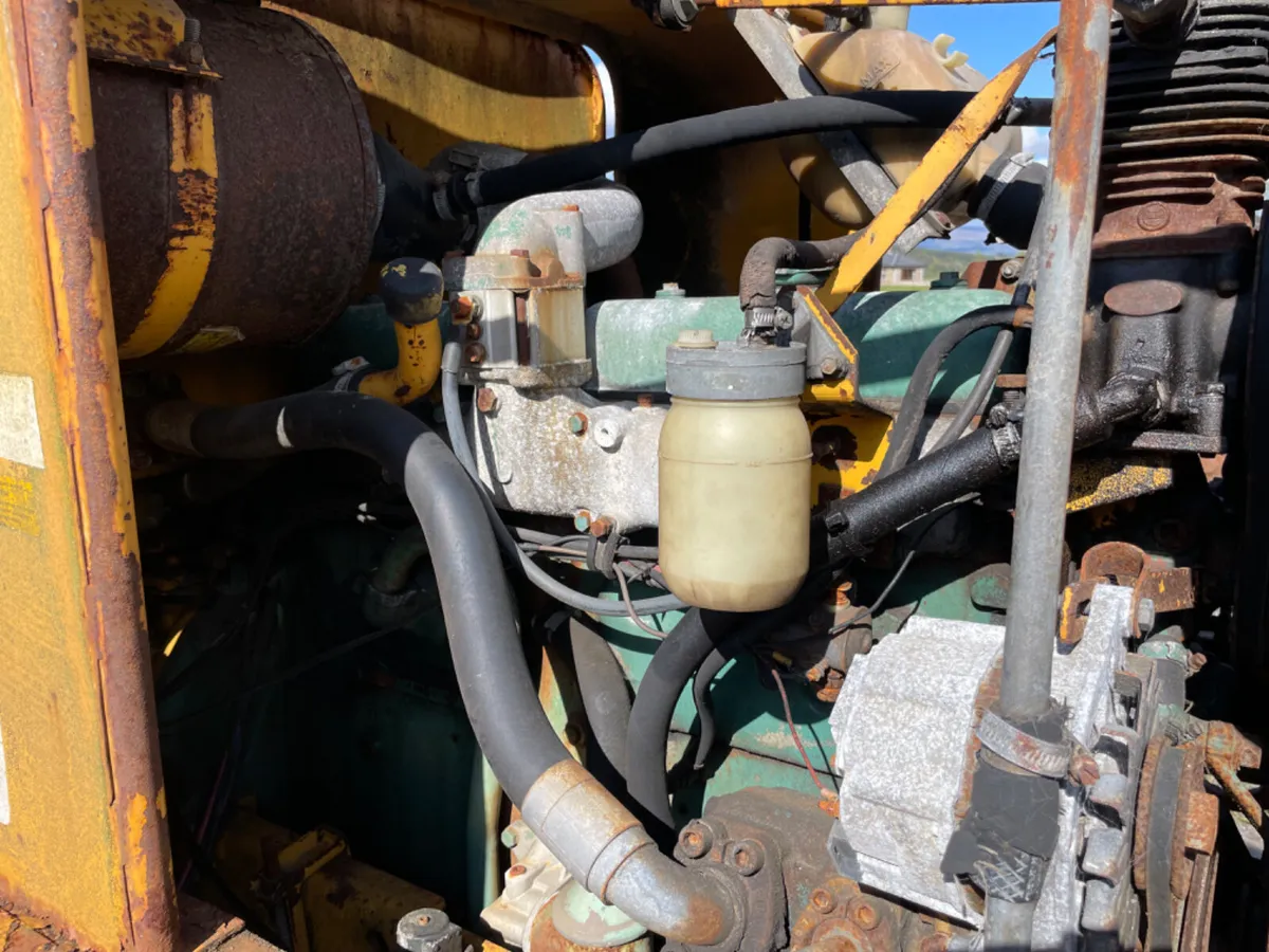 Volvo TD60B engine complete - Image 3