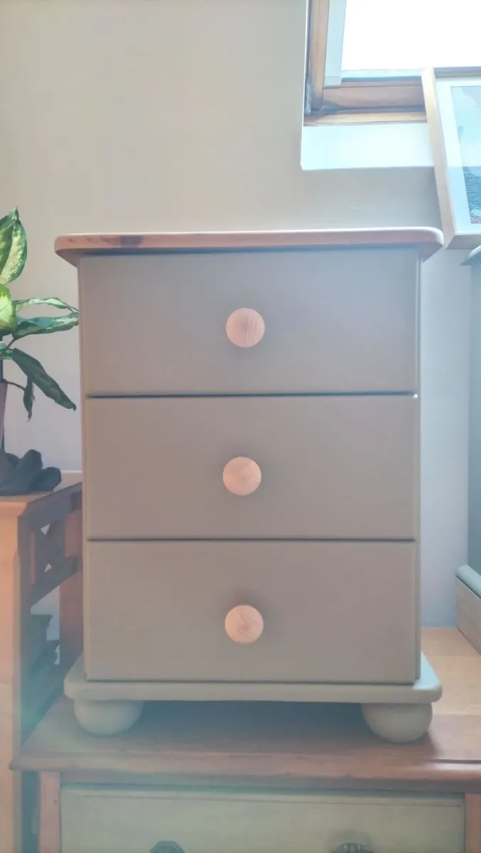 Bedside locker - Image 2