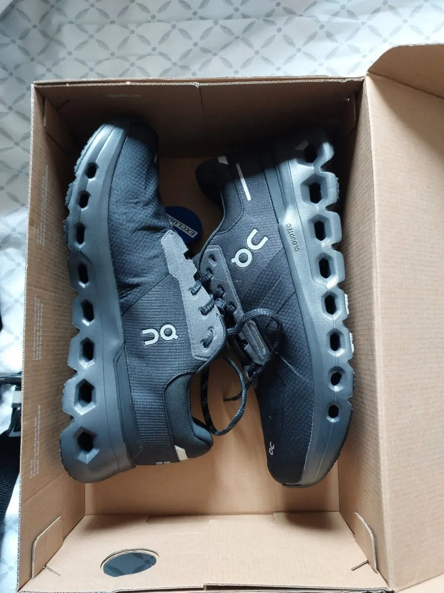 On Running Cloud 5 Waterproof (All Black) - Image 1