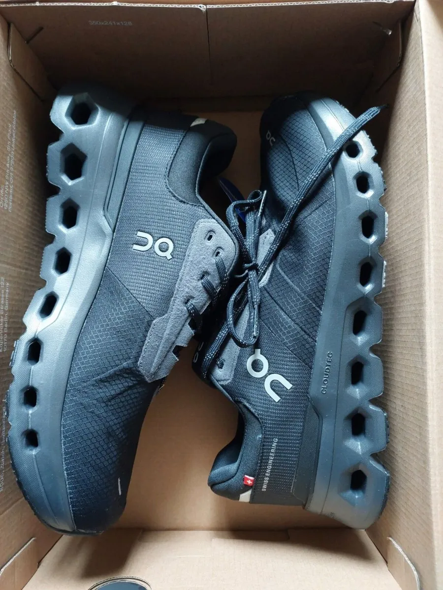 On Running Cloud 5 Waterproof (All Black) - Image 3