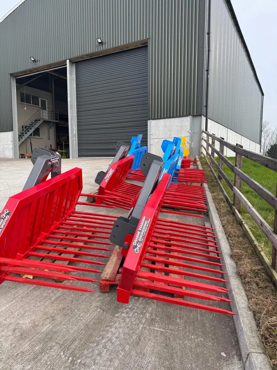 Graeme Warden Eng Stone Fork - Image 2