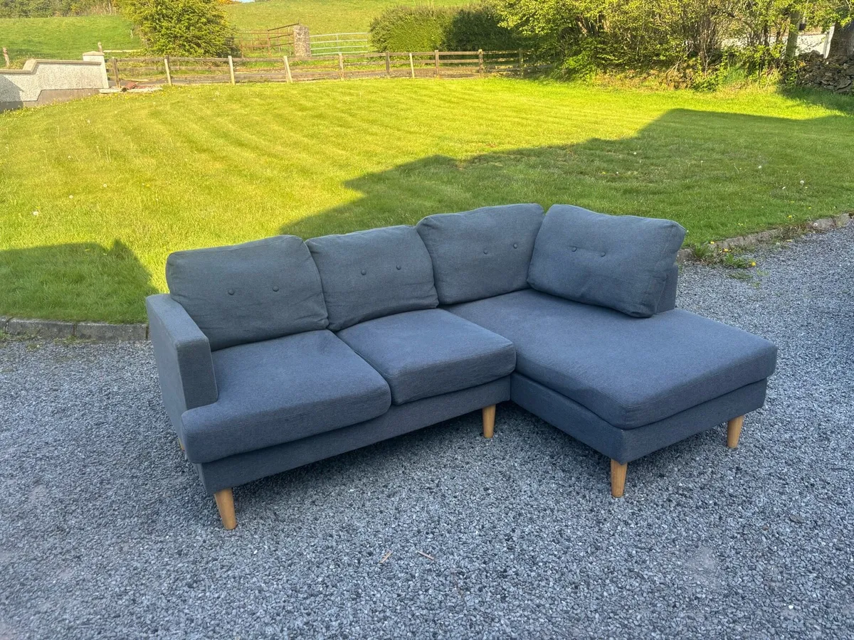 Small L shape sofa - Image 2