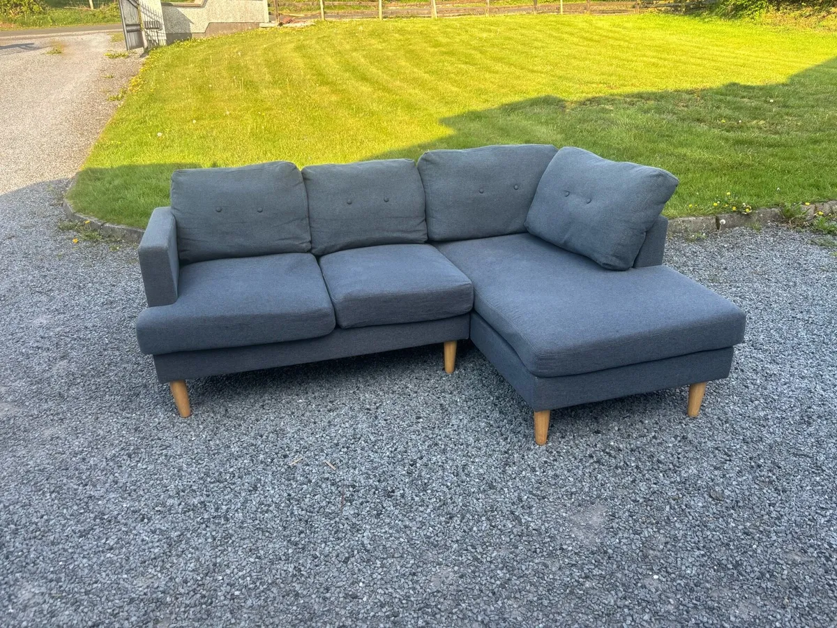 Small L shape sofa - Image 3