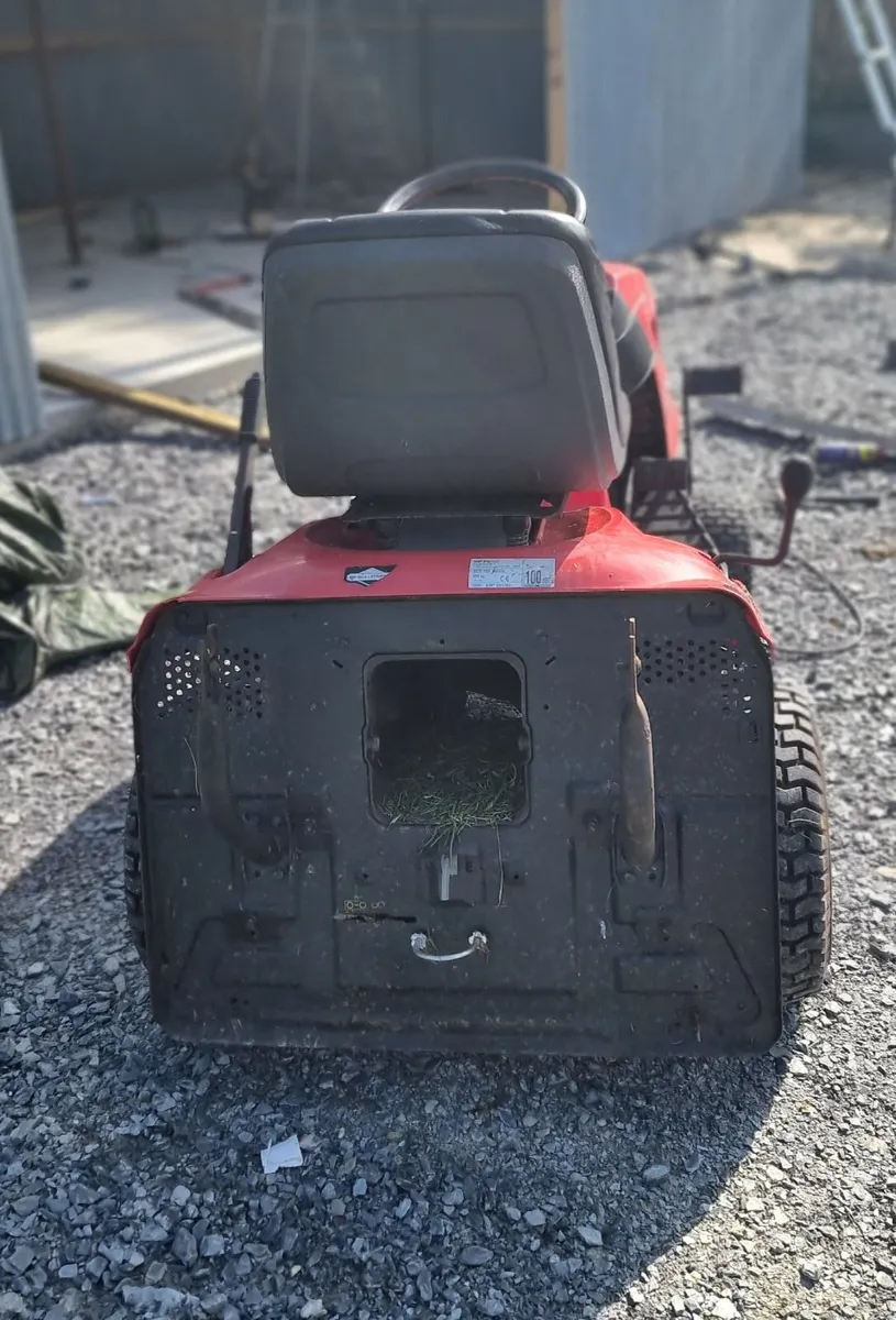 2008 Castlegarden Twin cut Hydro static - Image 4