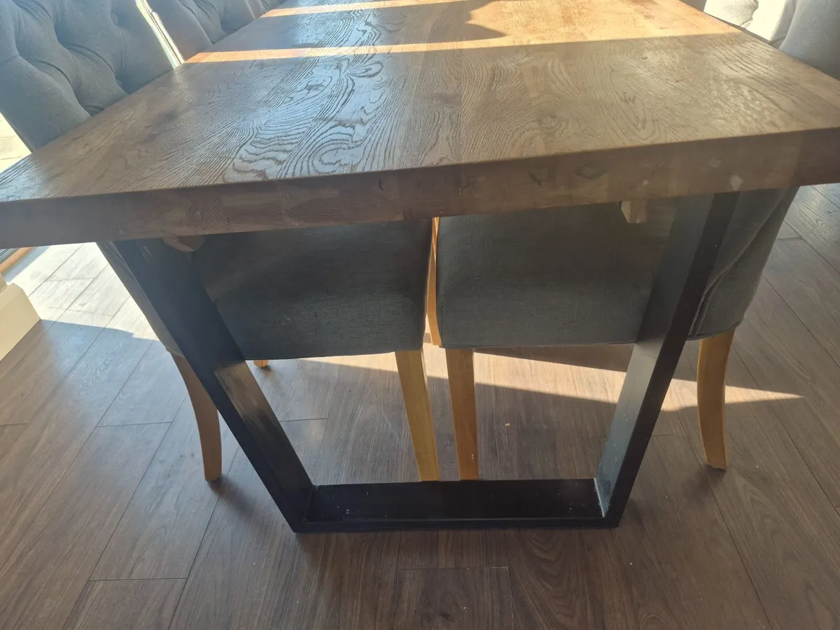 Ez Living table and Chairs - Image 3