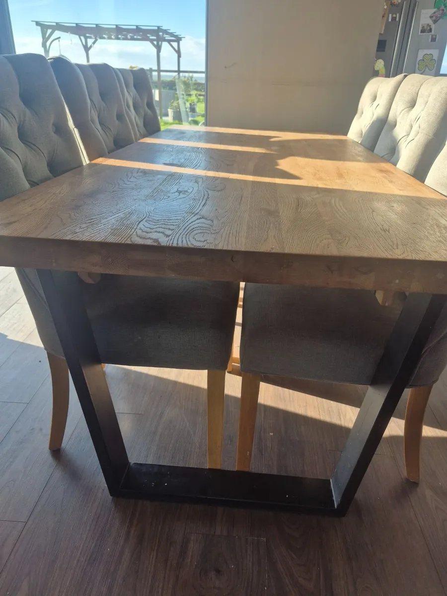 Ez Living table and Chairs - Image 2