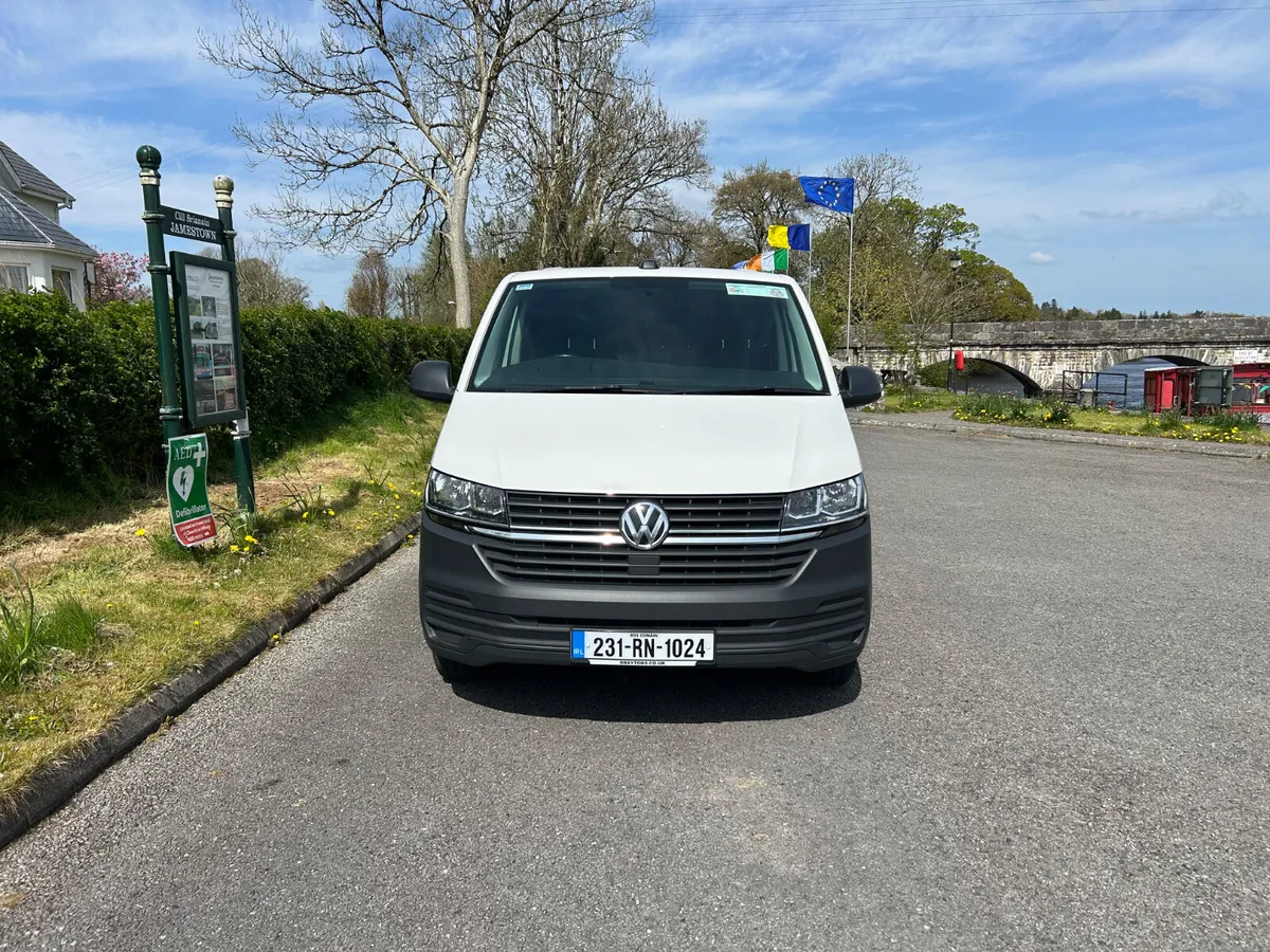 Volkswagen Transporter T30 Startline LWB - Image 3