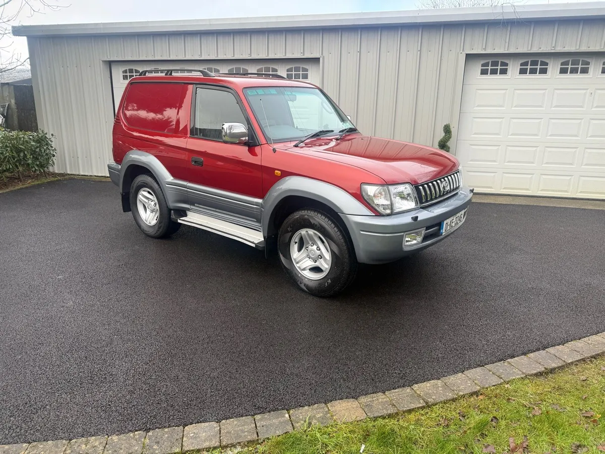 2001 TOYOTA LAND CRUISER - Image 3
