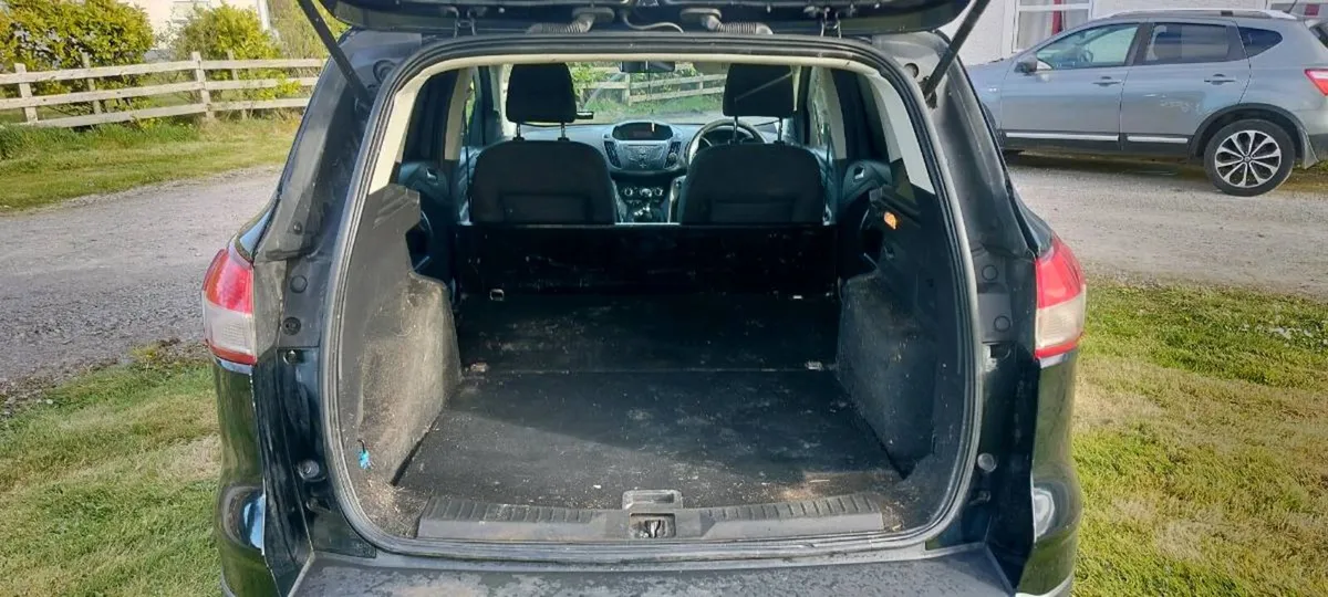 2015 FORD KUGA COMMERCIAL - Image 4