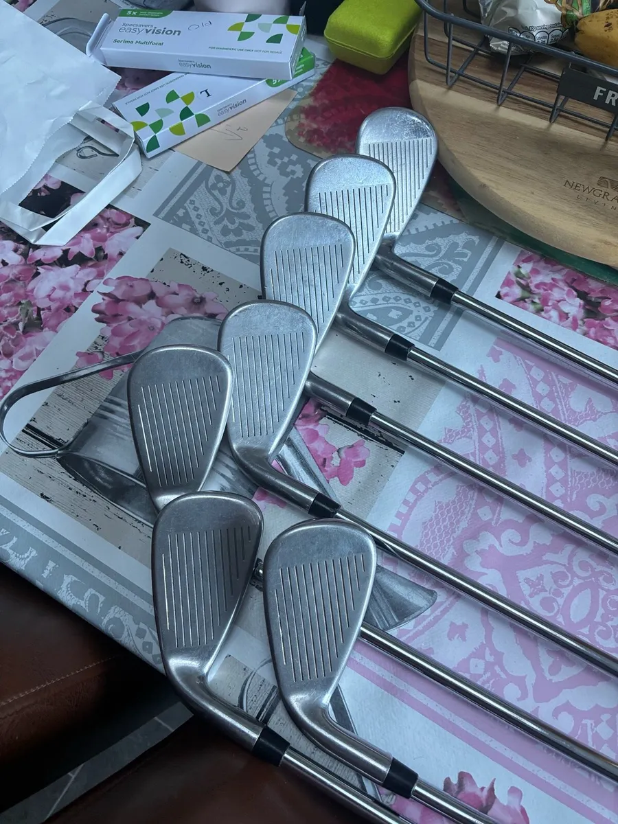 Golf clubs - Image 1