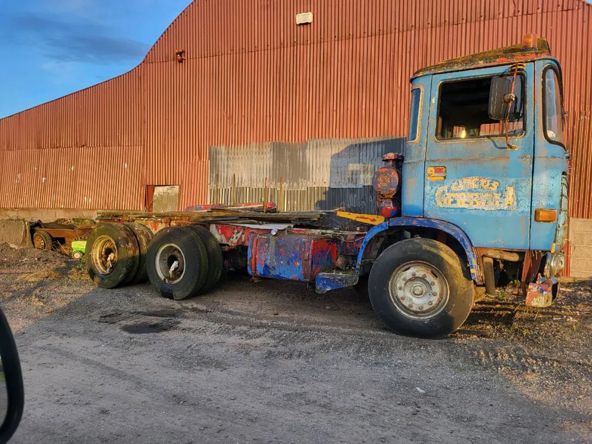 Erf lorry - Image 1