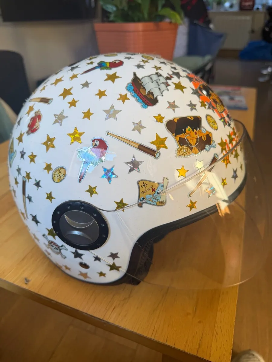Motorbike / Scooter Helmet - Image 3