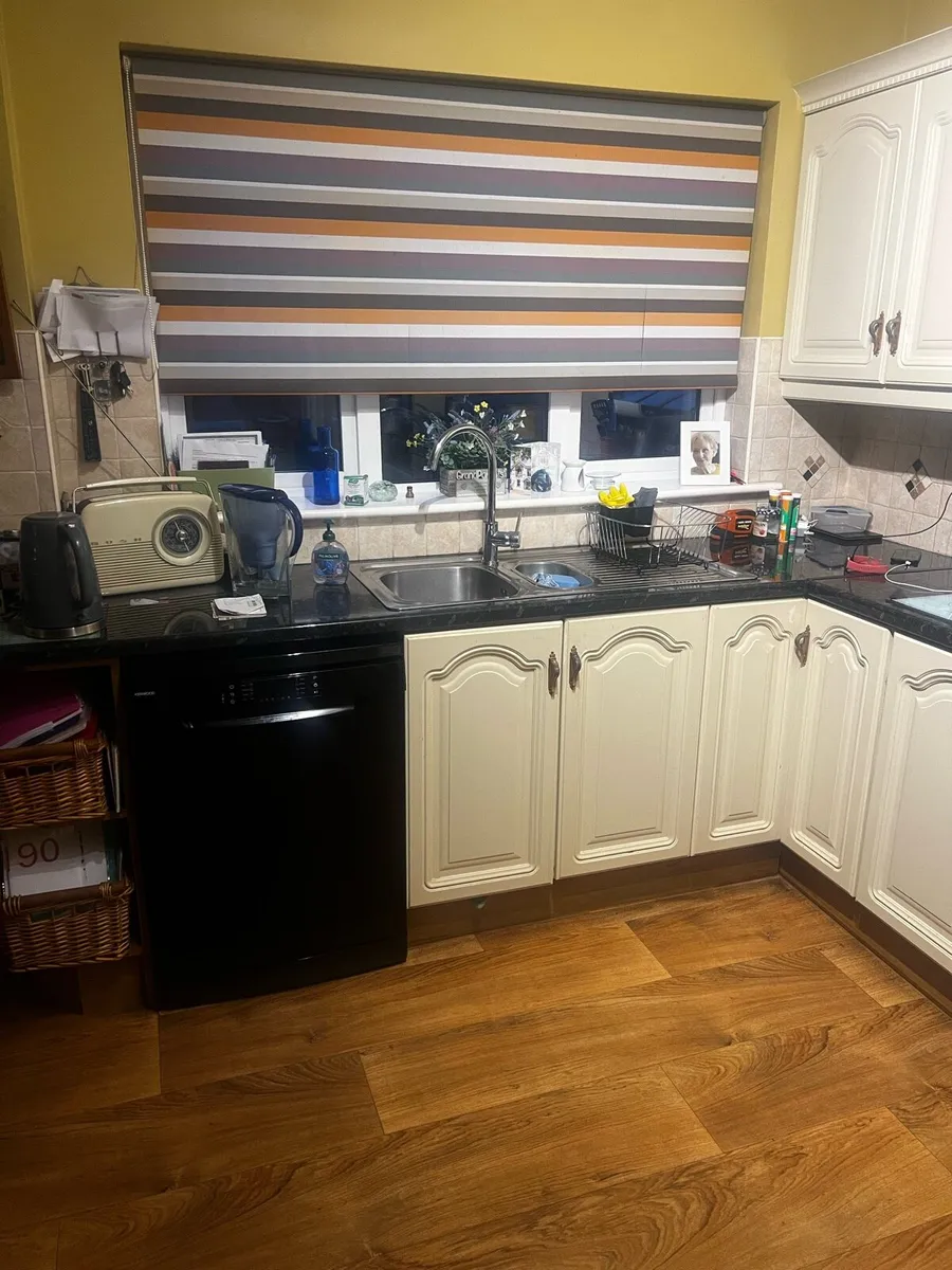 FULL KITCHEN FREE - Image 4