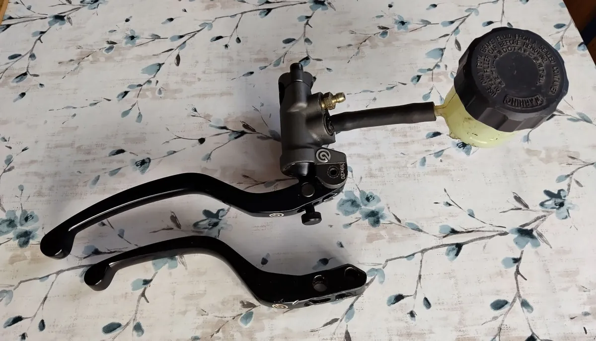 Brembo 19x20 Master Cylinder - Image 1