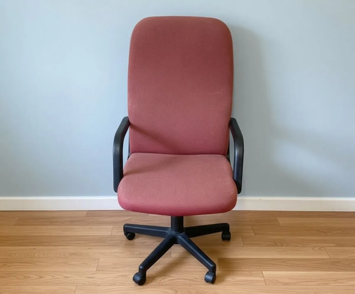 Ergonomic Office Chair – Adjustable Height & Comfy - Image 2