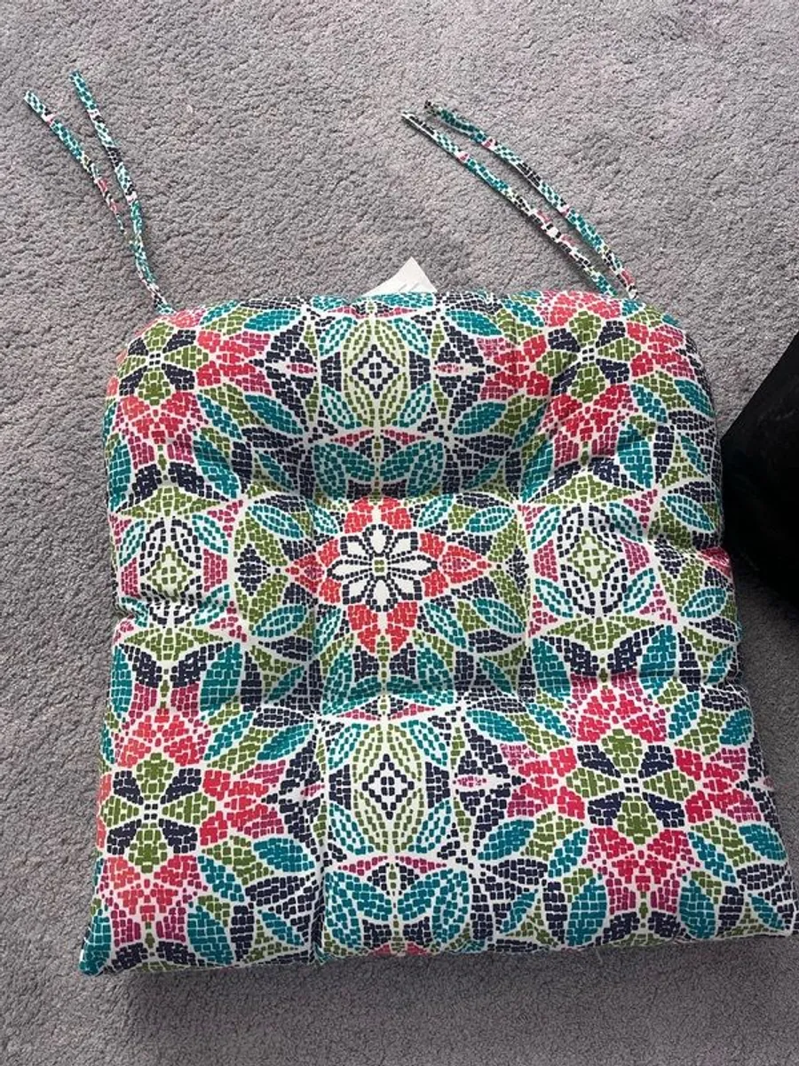 outdoor cushions - Image 1