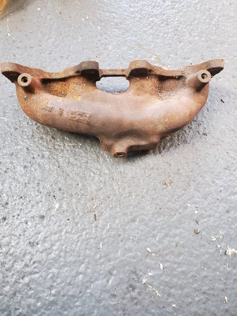 Toyota starlet gt turbo manifold - Image 1