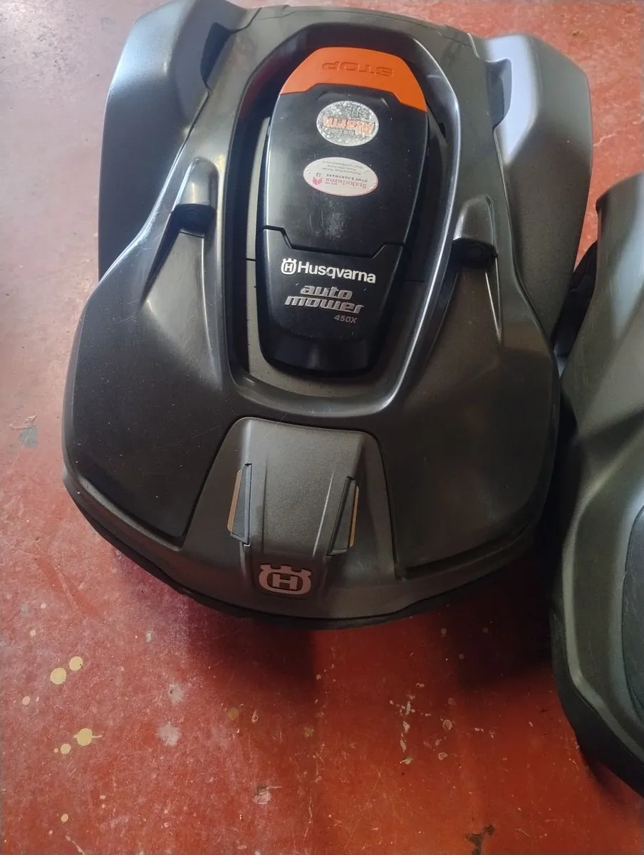 Husqvarna robot lawnmower - Image 2