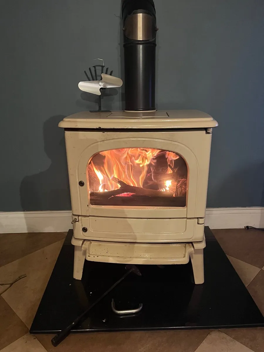 Dru 64 Cream Cast Iron Stove - Image 2