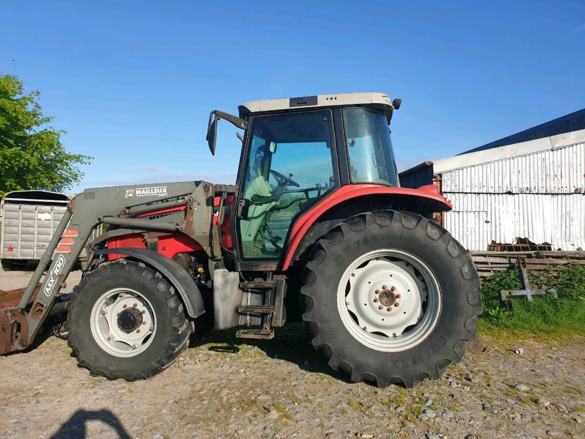 Massey Ferguson 5455 - Image 1