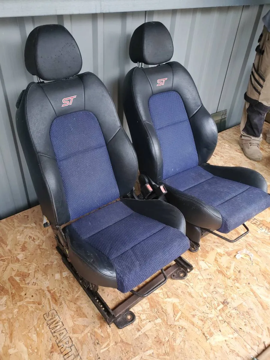 Ford ST seats - Image 3