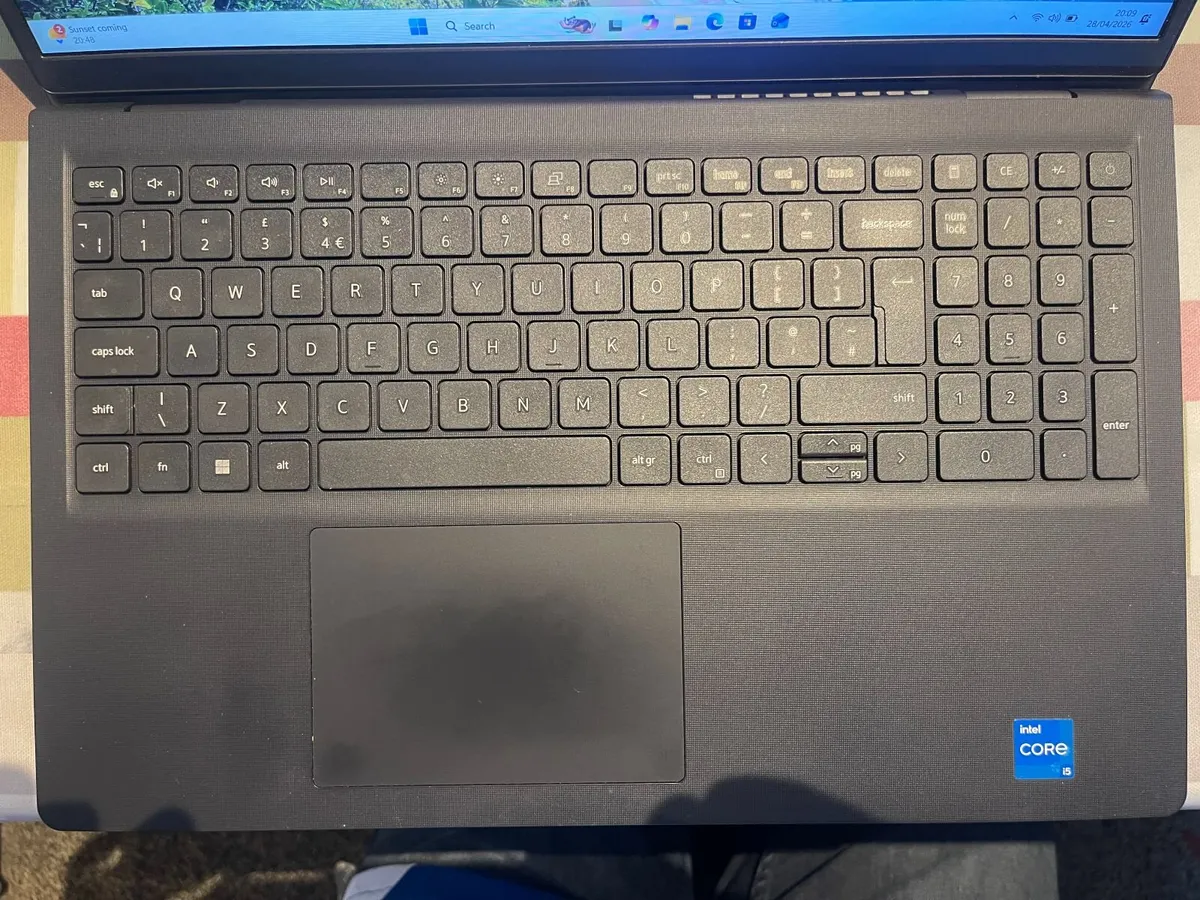 Dell Vostro 3520 - i5(12th)-16GB-2xSSD - Image 3