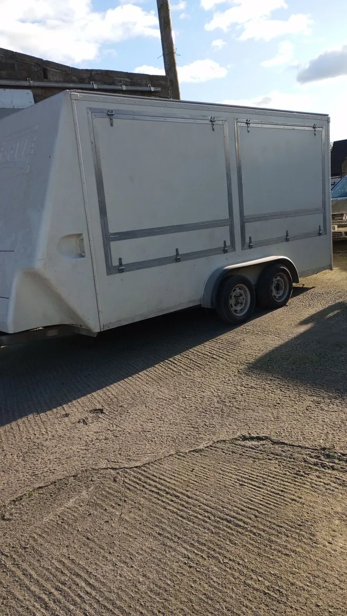 Fairground kids ride & games trailer - Image 2