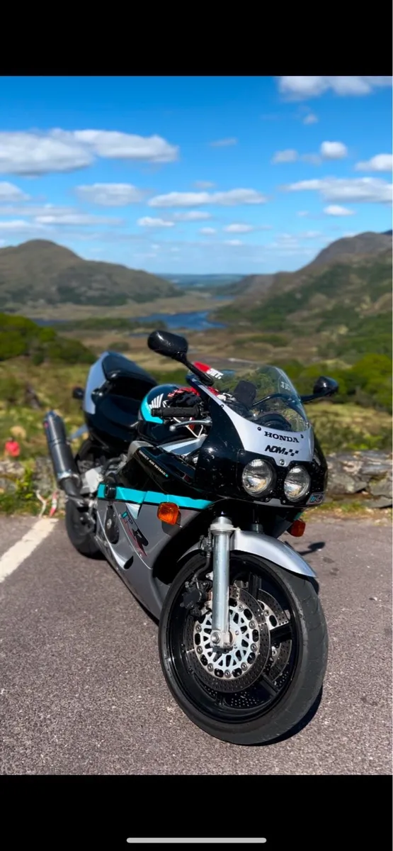 Honda Cbr400rr (nc29) - Image 1