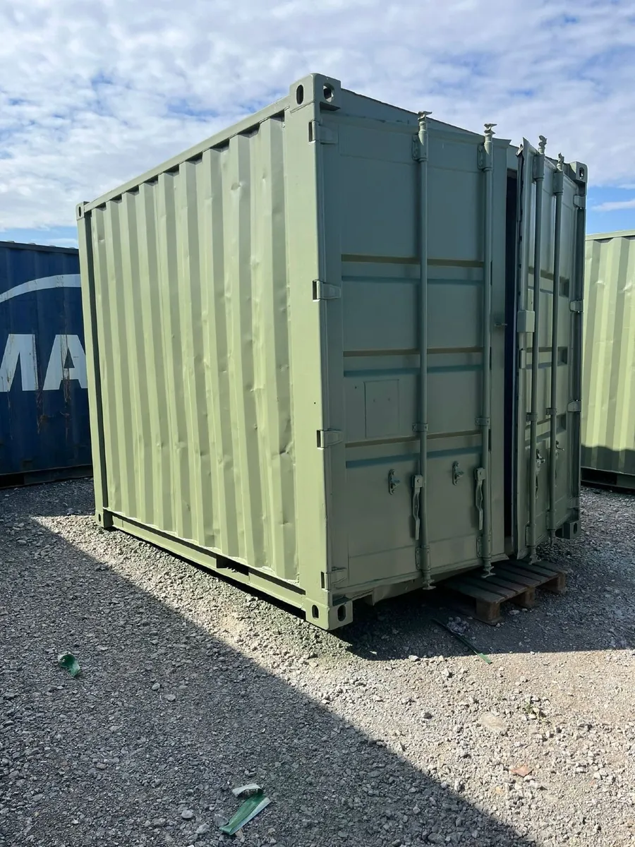 Used 10ft storage container - Image 3