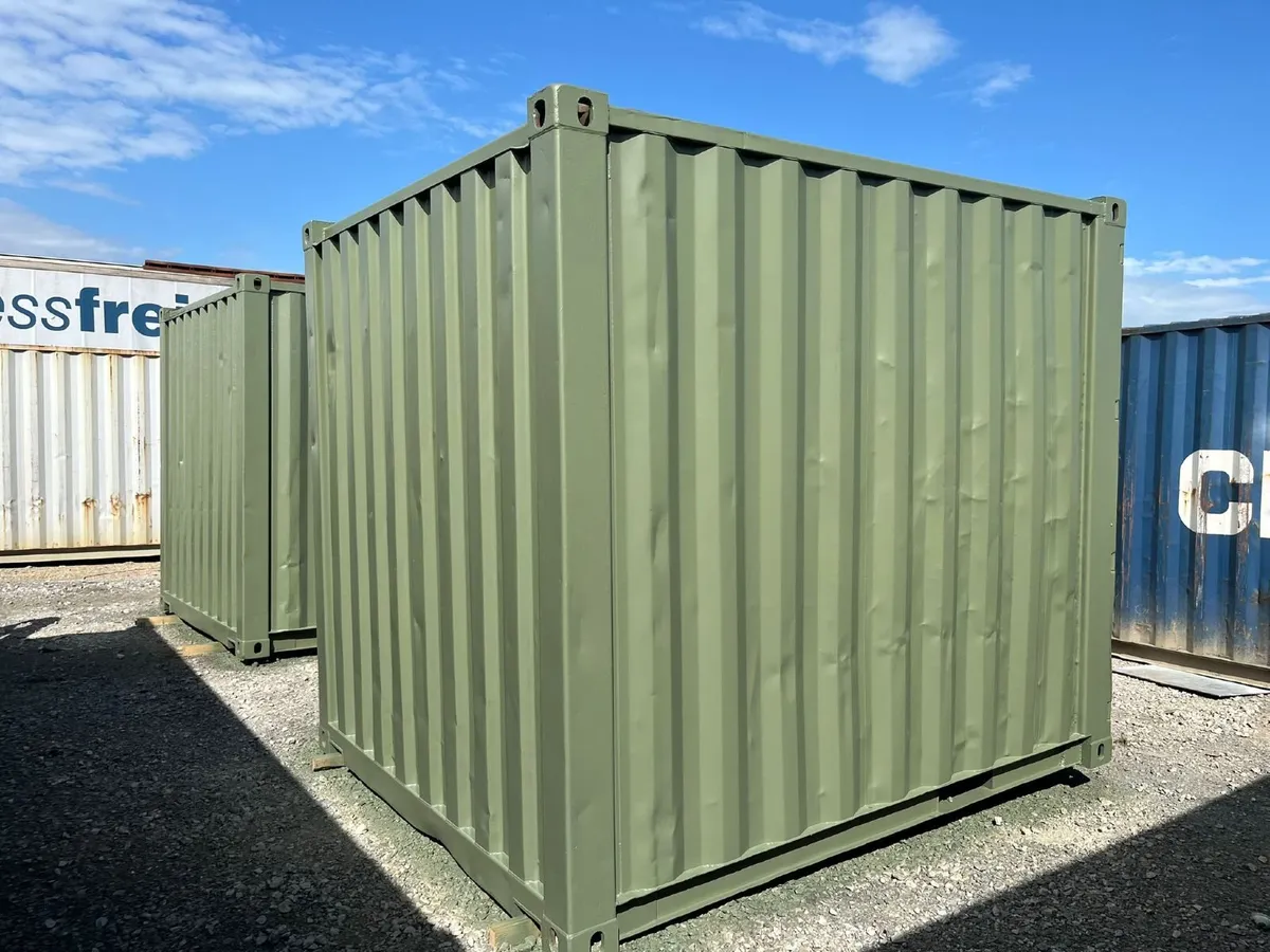 Used 10ft storage container - Image 2