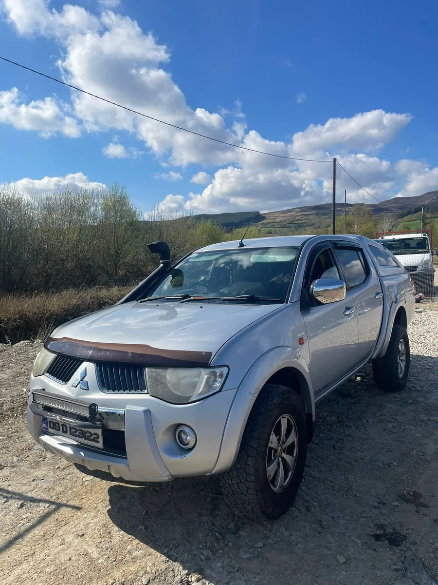 Mitsubishi L200 Trojan - Image 1